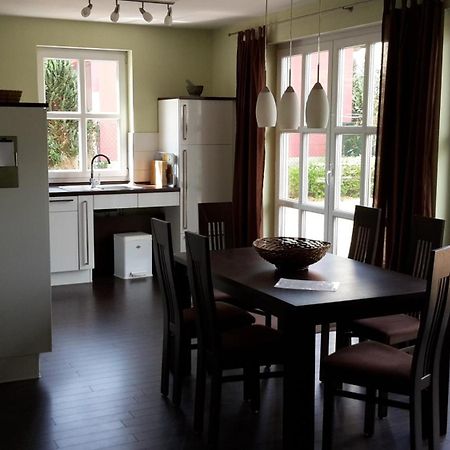 Haeuschen "Tante Waltraut" Villa Garz  ภายนอก รูปภาพ