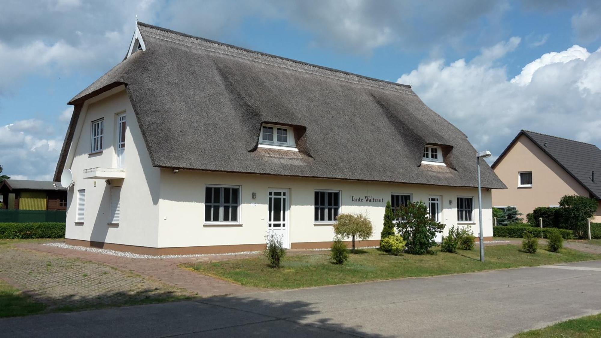 Haeuschen "Tante Waltraut" Villa Garz  ภายนอก รูปภาพ